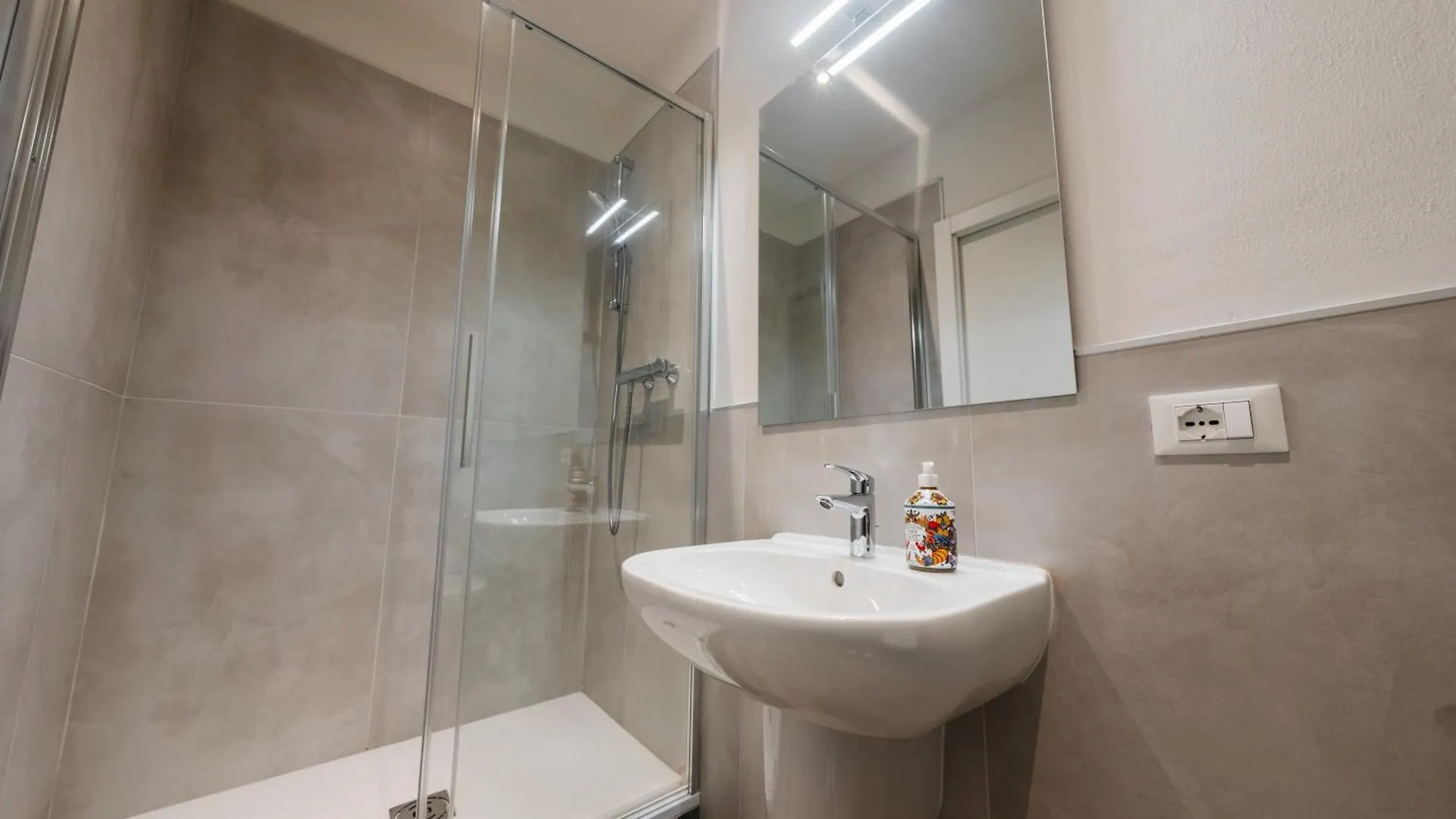 Guest house Porta Nuova Suites Verona Italy